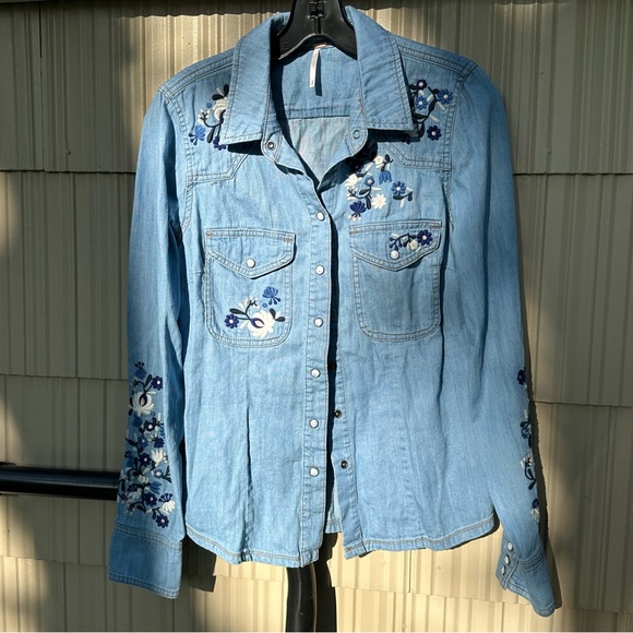 Free People Western Floral Embroidered Chambray Shirt - Picture 4 of 6